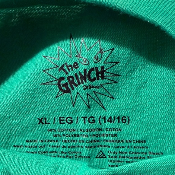 Festive Green Kids Tee with Holiday Graphic - Picture 2 of 3